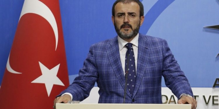 AKP’den yeni açıklama: KHK maddesi 15 ve 16 Temmuz’u kapsıyor