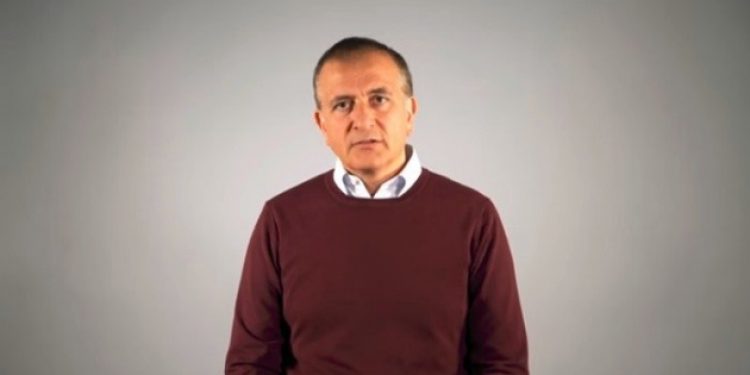 “Türkiye mafya devleti gibi yönetiliyor.”