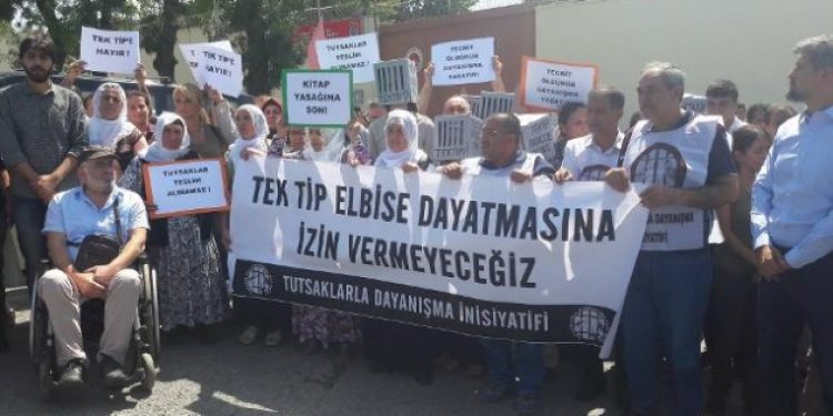 Erdoğan rejiminin demokrasi tablosu: 17 aylık OHAL döneminde 30 KHK..