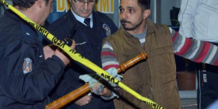 Türkiye’de beyzbol sopaları spor için değil kafa kırmak için yok satıyor!