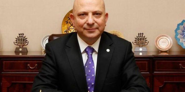 Rektör İbiş yatay geçiş kontenjanını 8’e çıkardı; oğlu Ankara Tıp’a geçti