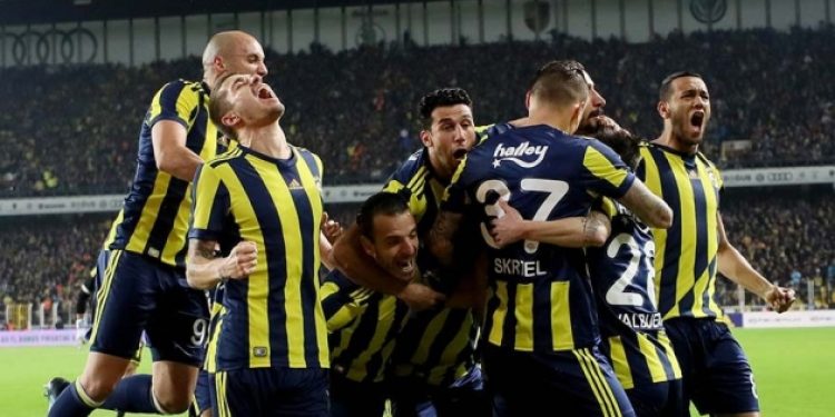 Fenerbahçeli oyuncular kenetlendi