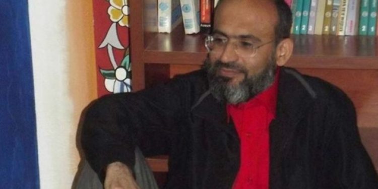 ‘Eşofman giyen kız öğrenci zina yapmıştır’ diyen Felsefeci açığa alındı