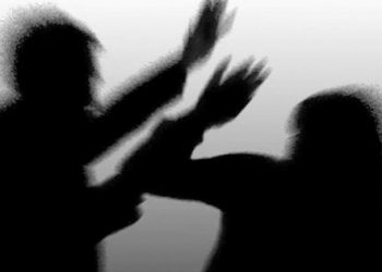 İmam nikahlı kocasını öldüren kadın yakalandı
