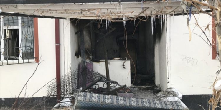 Alevlerin ortasında kalan baba ve 3 oğlu yanarak can verdi