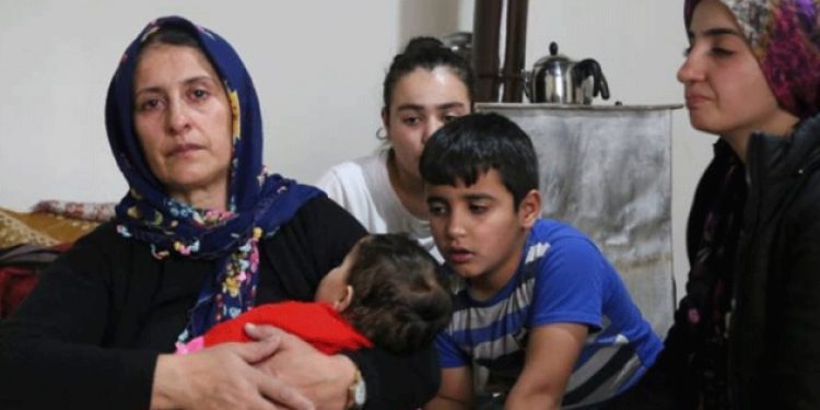 Polis ev baskınında kocasını öldürüp evindeki 40 bin lirayı çaldı