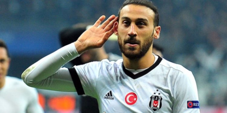 Başakşehir’den olay Cenk Tosun paylaşımı