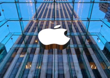 Telefonları bilerek yavaşlatan Apple özür diledi..