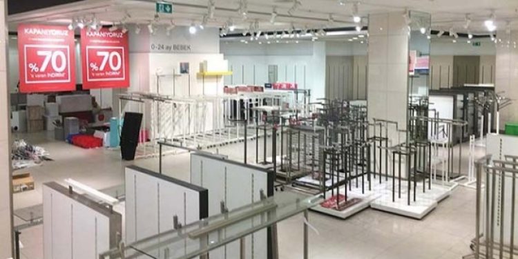 Dünya devi kepenk kapattı, malları topladı