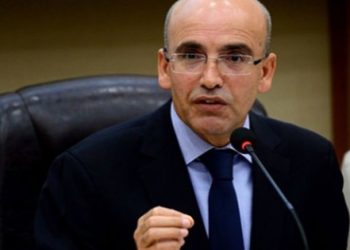 Türkiye 2018’de 210 milyar dolar için borç verecek ülke arıyor..