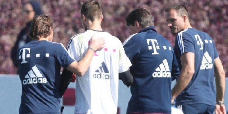 Beşiktaş’ın rakibi Bayern Münih’i sarsan haber