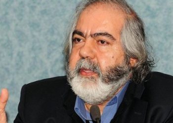Mehmet Altan Sezen Aksu’dan CD istedi