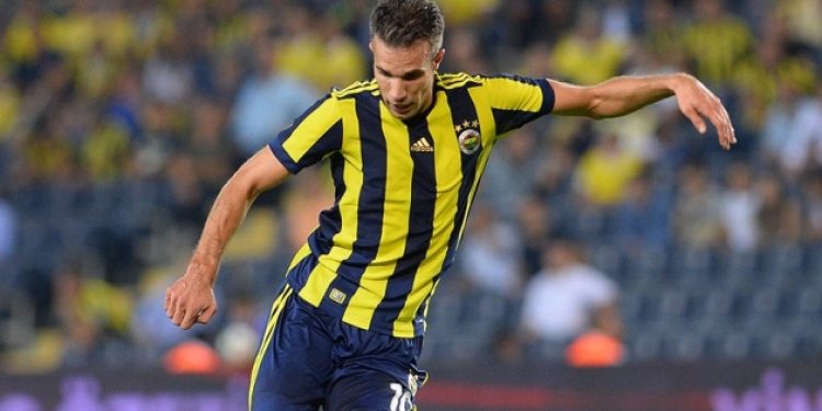 Fenerbahçe’de 2 oyuncu kadro dışı!