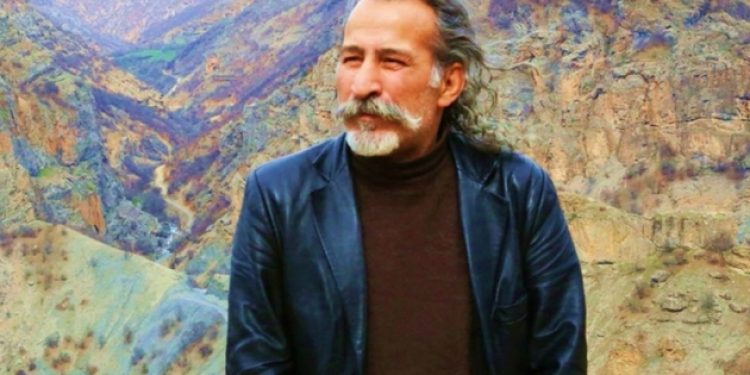 Gazeteci Fadıl Öztürk’ün gözaltı nedeni Demirtaş fotoğrafı paylaşmak..