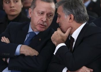 Erdoğan Gül’e vurmaya devam ediyor: Trenden düşenler..
