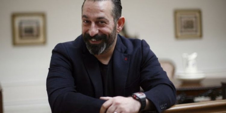 Cem Yılmaz hakkında suç duyurusu