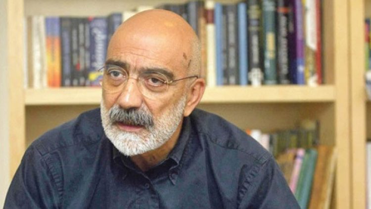 Erdoğan’a hakaretten yargılanan Altan’a para cezası