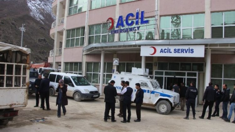 ​Şemdinli’de 176 öğrenci yemekten zehirlendi