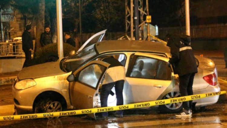 Polis çevirmesinden kaçarken vurulan genç hayatını kaybetti