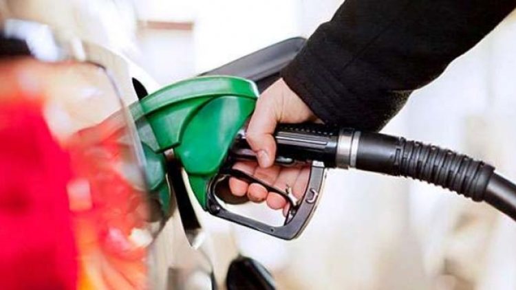 Benzine yine 7-9 kuruş zam geliyor
