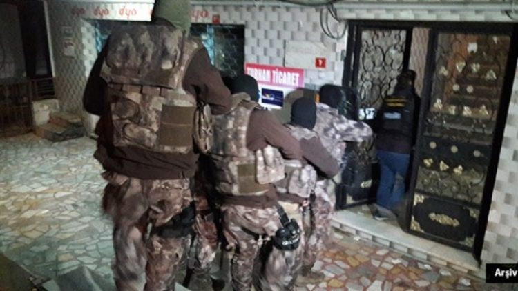 Ankara’da ‘sosyal medya’ operasyonu: Çok sayıda gözaltı