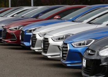 ​Türkiye’de her dört kişiye bir otomobil düşüyor