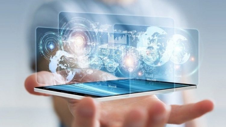 ​Dünyanın ilk holografik akıllı telefonunun fiyatı belli oldu