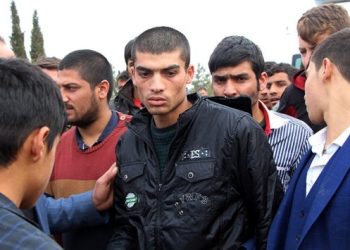 Annesi, 5 kardeşi, eşi ve 2 oğlunu toprağa verdi