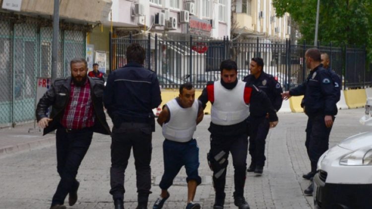 ‘Adana’daki kız çocuğa cinsel istismar’ haberlerine yayın yasağı