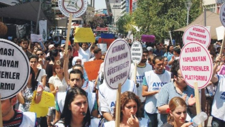 400 bin öğretmen atama bekliyor!
