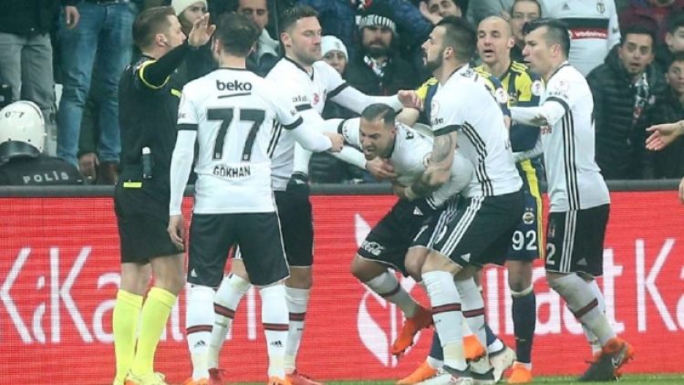 Quaresma’ya ağır ceza yolda