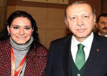 Erdoğan’ın torpili ile TRT’ye girdiğini itiraf eden spiker: Evin reisi erkektir