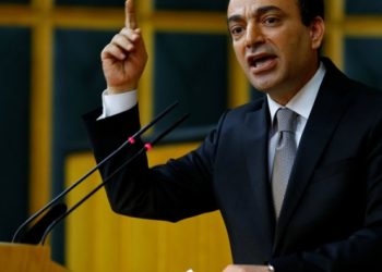 HDP’li Baydemir’e verilen hapis cezası bozuldu