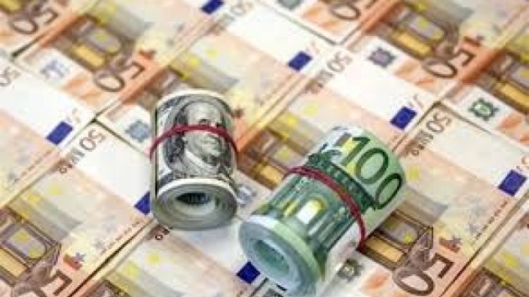 ​  Euro, TL karşısında rekor kırdı