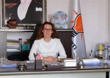 ​AKP’nin tek kadın il başkanı 8 Mart’ta istifa etti