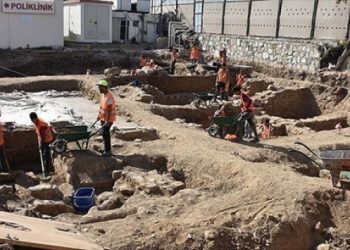 Bodrum’da hastane inşaatında Roma dönemine ait mozaikler bulundu