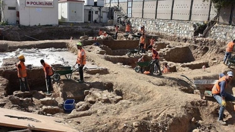 Bodrum’da hastane inşaatında Roma dönemine ait mozaikler bulundu