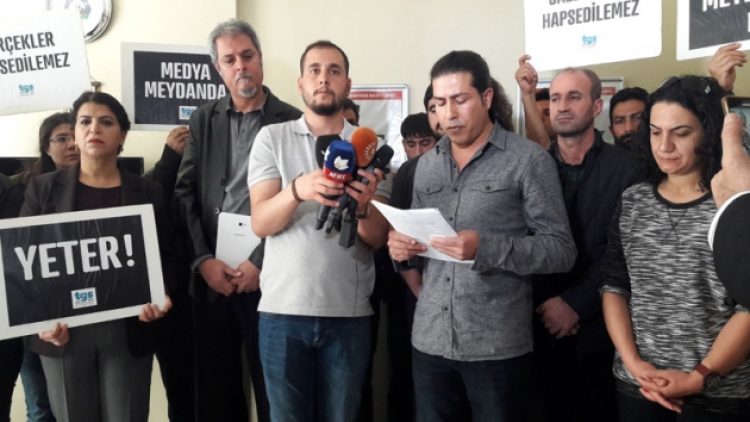 Welat Gazetesi’nin baskısı matbaalar tehdit edilerek engellendi