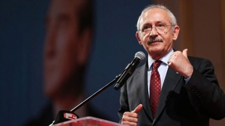 ‘Abdullah Gül şimdilik adaylarımız arasında değil’