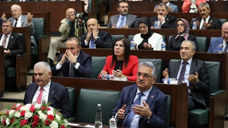 AKP’de 3 dönem kuralına takılacak 22 isim