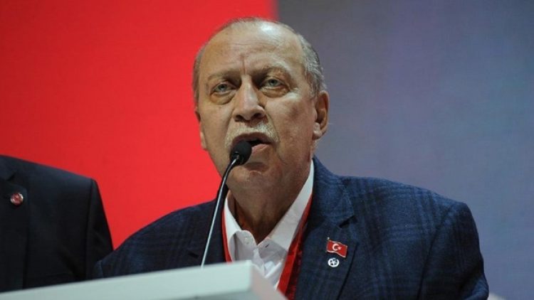 Yaşar Okuyan Vatan Partisi’nden istifa etti