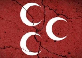 MHP’den bir vekil daha istifa edip İyi Parti’ye geçti