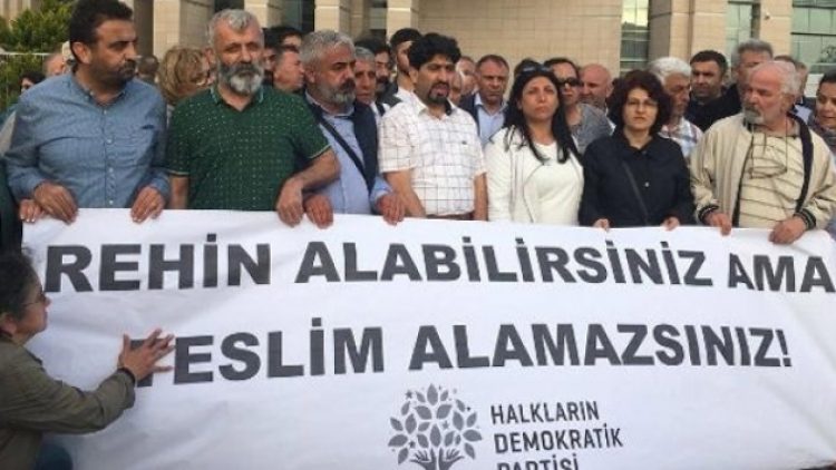 Seçim öncesi HDP’ye operasyon: 10 tutuklama