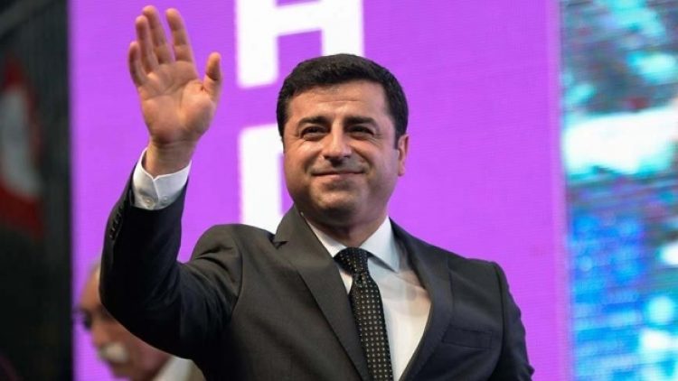 Demirtaş Twitter’dan mesaj yayınladı