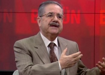 CNN Türk Taha Akyol’un programını da sonlandırdı