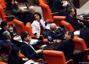 Seçim listesinde kadının adı yok