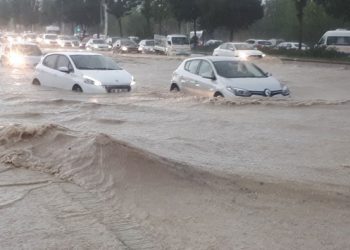Ankara yine sele teslim oldu