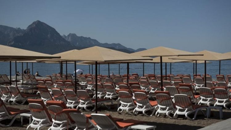 İkinci tura kalma ihtimaline karşı rezervasyonlar iptal ediliyor