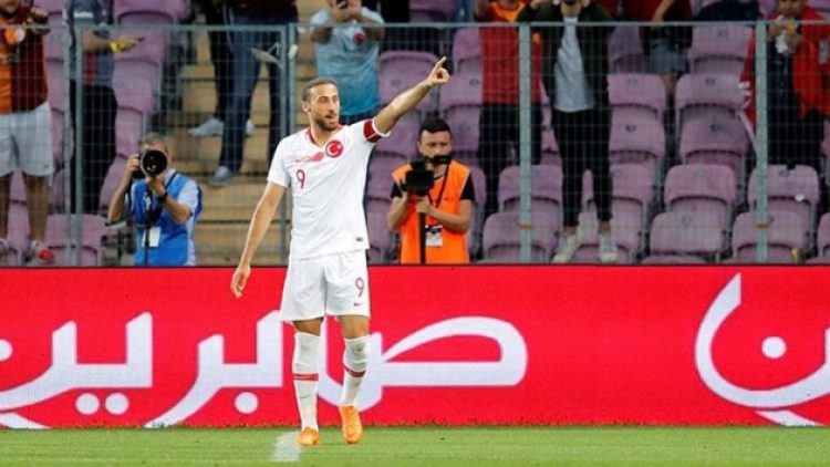 Cenk Tosun: Takım arkadaşlarım ve Türk halkından özür dilerim