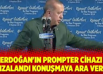 Erdoğan’ın prompter cihazı arızalandı konuşmaya ara verdi!